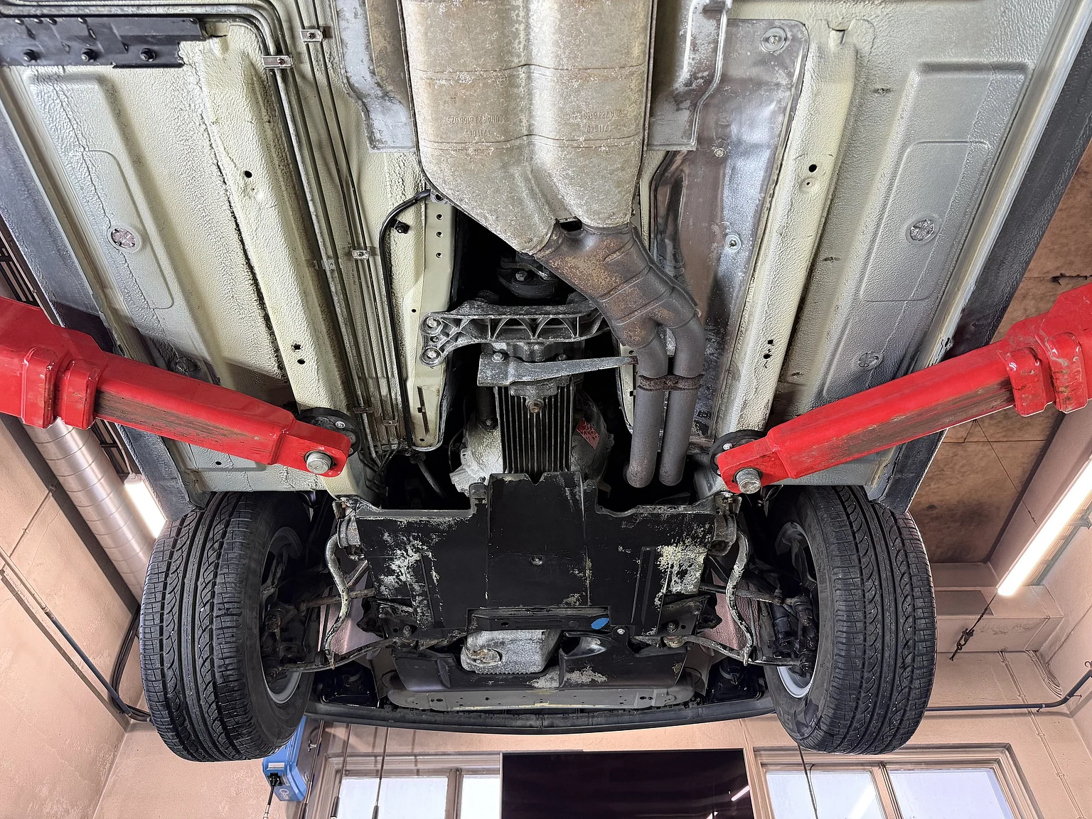 Image of 1988 BMW 535i - NO RESERVE (58) mechanics