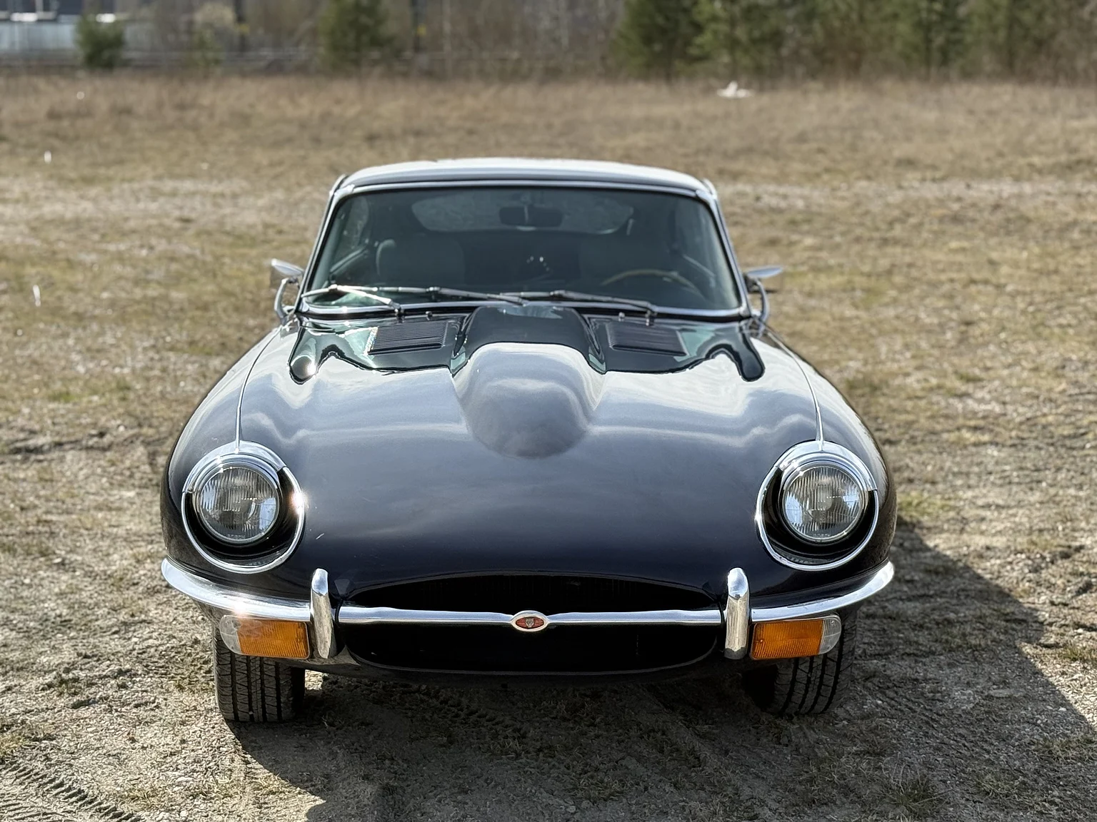 Exteriörbild på 1969 Jaguar E-Type 4.2 Coupe (8)