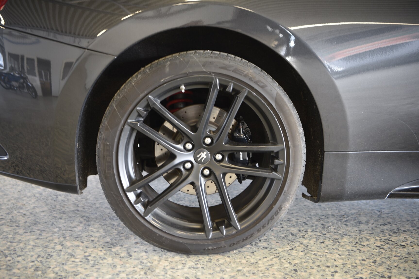 Exterior image of 2016 Maserati Grancabrio (41)