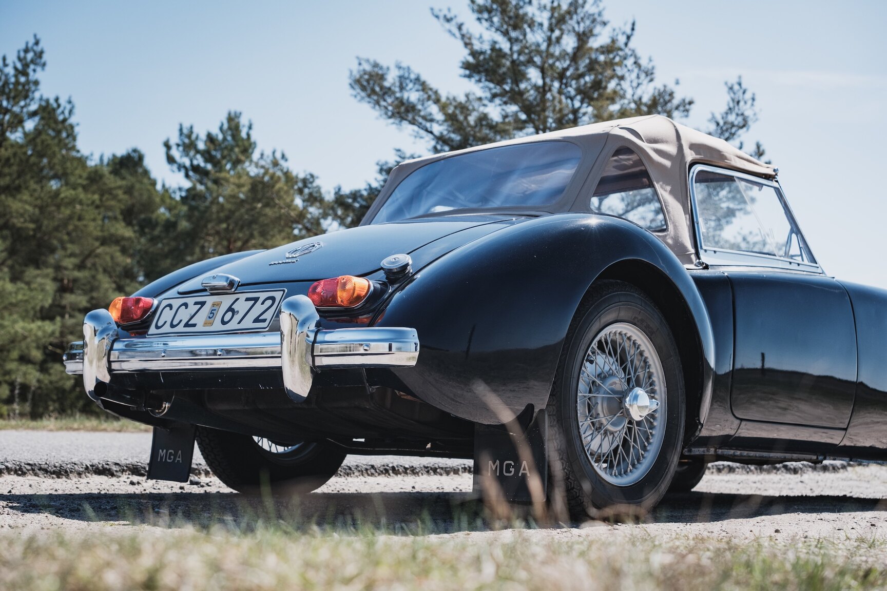 Exterior image of 1961 MG MGA 1600 mk2