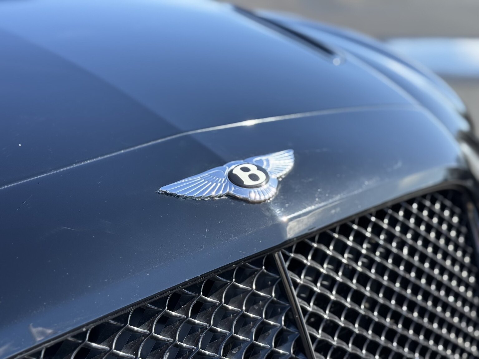 Exteriörbild på 2011 Bentley Continental Supersports