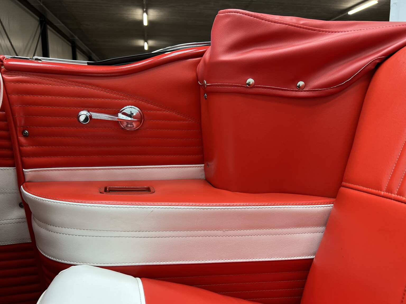 Interior image of 1958 Pontiac Chieftain