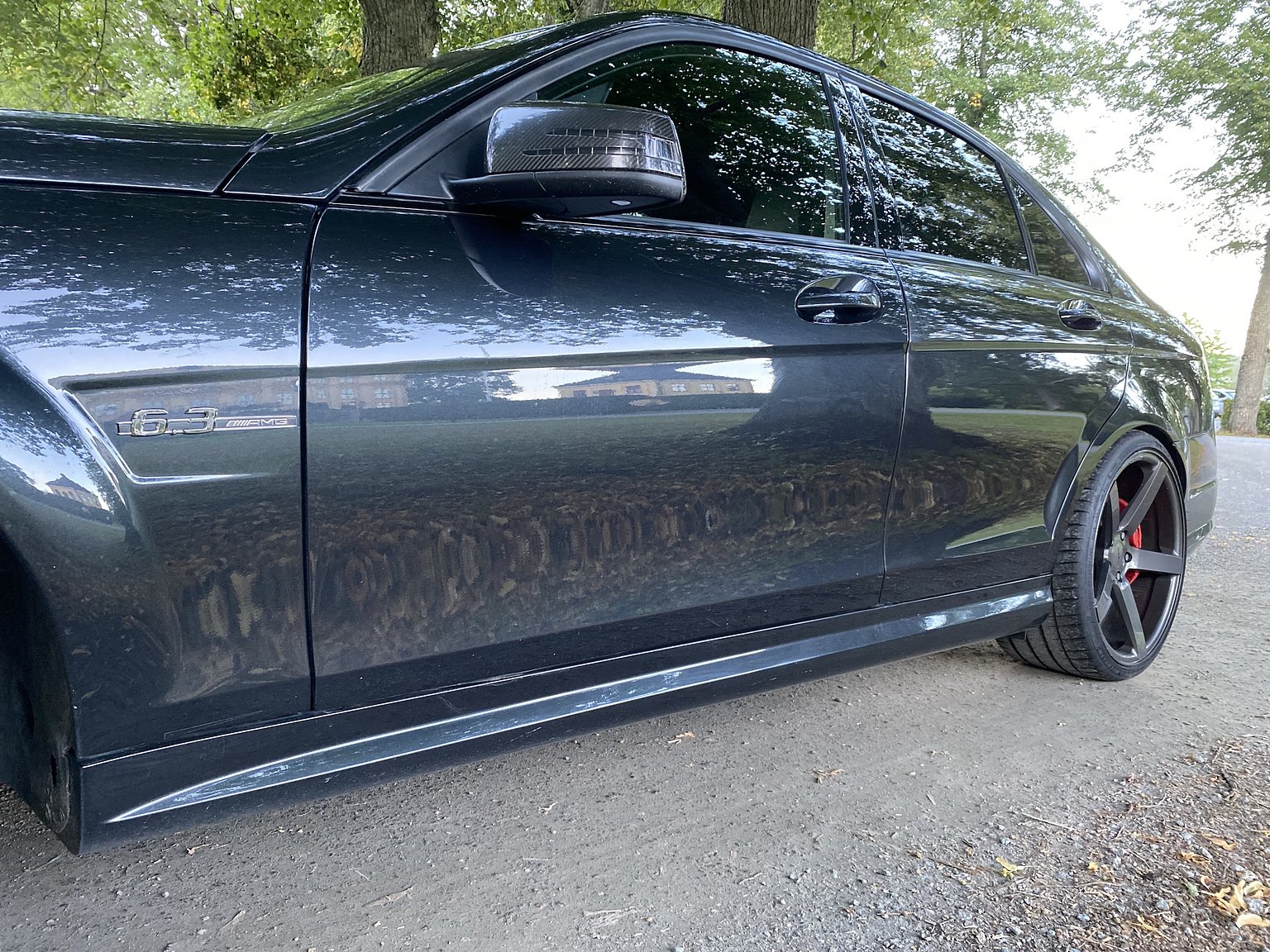 Exteriörbild på 2011 Mercedes-Benz C 63 AMG