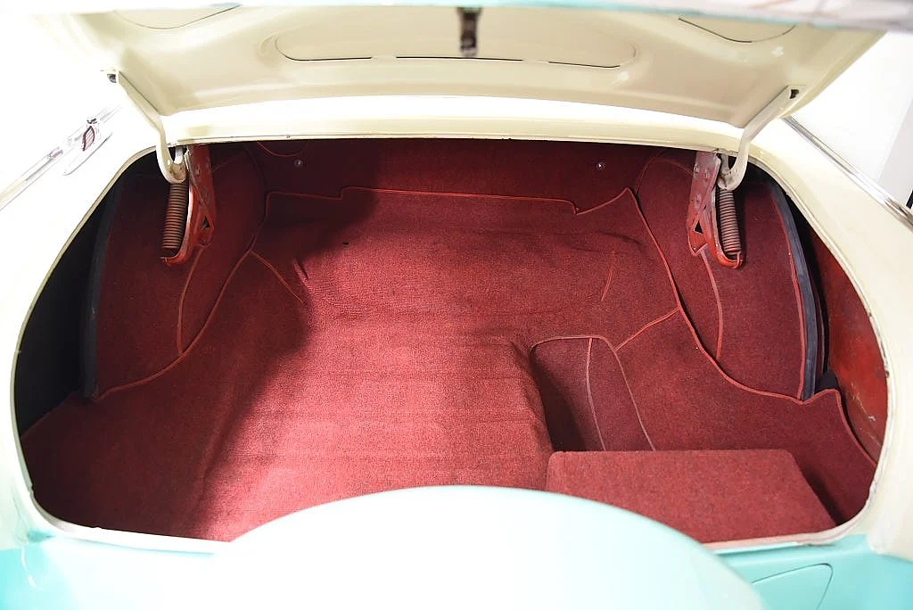 Bild von 1955 Ford Fairlane (19)