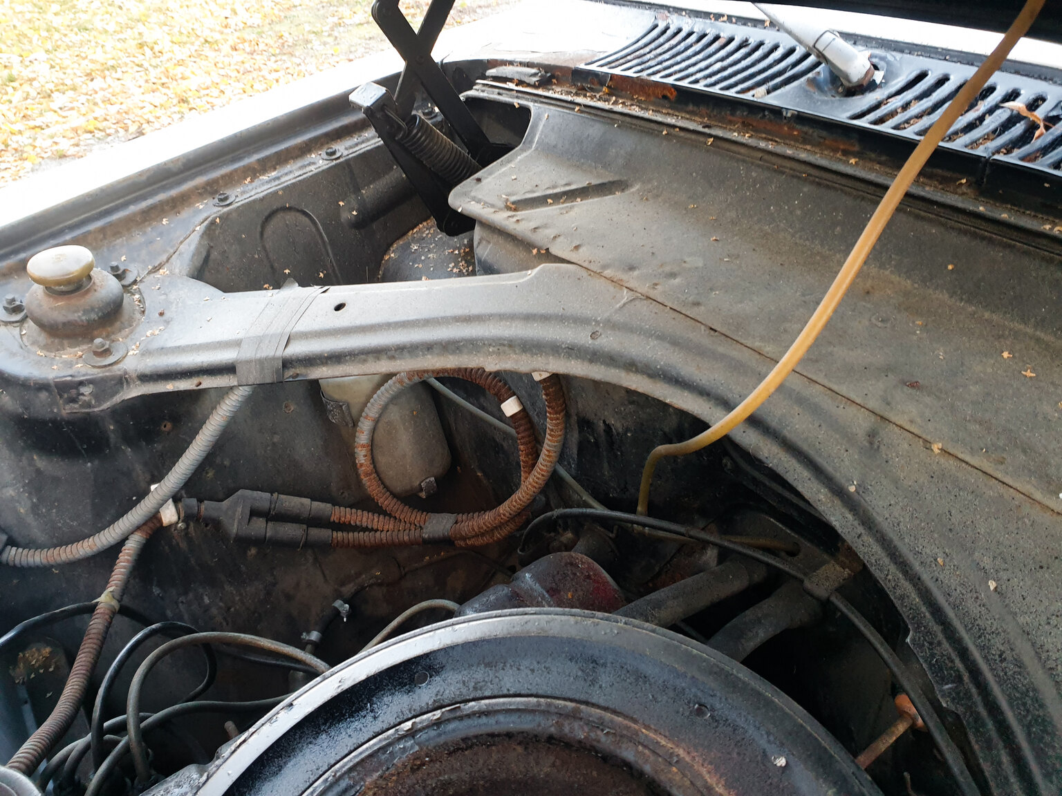 Image of 1964 Ford Taunus 17 M Super mechanics