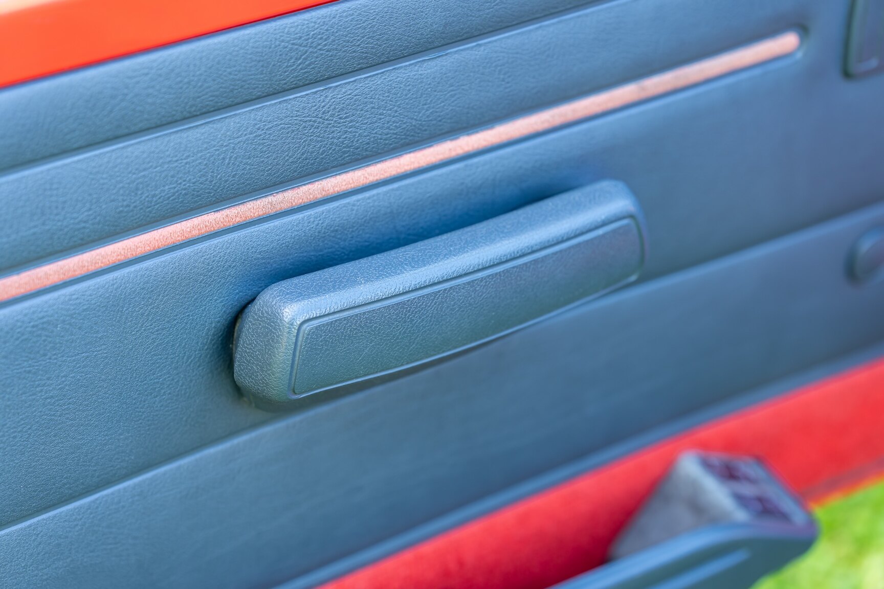 Innenraumfoto von 1987 Peugeot 205 CTI 1.6