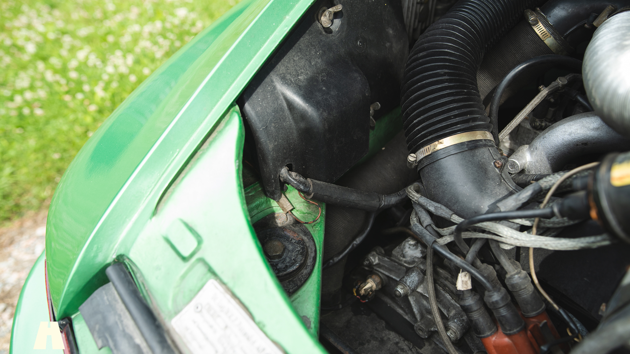 Image of 1976 Porsche 911 Targa mechanics