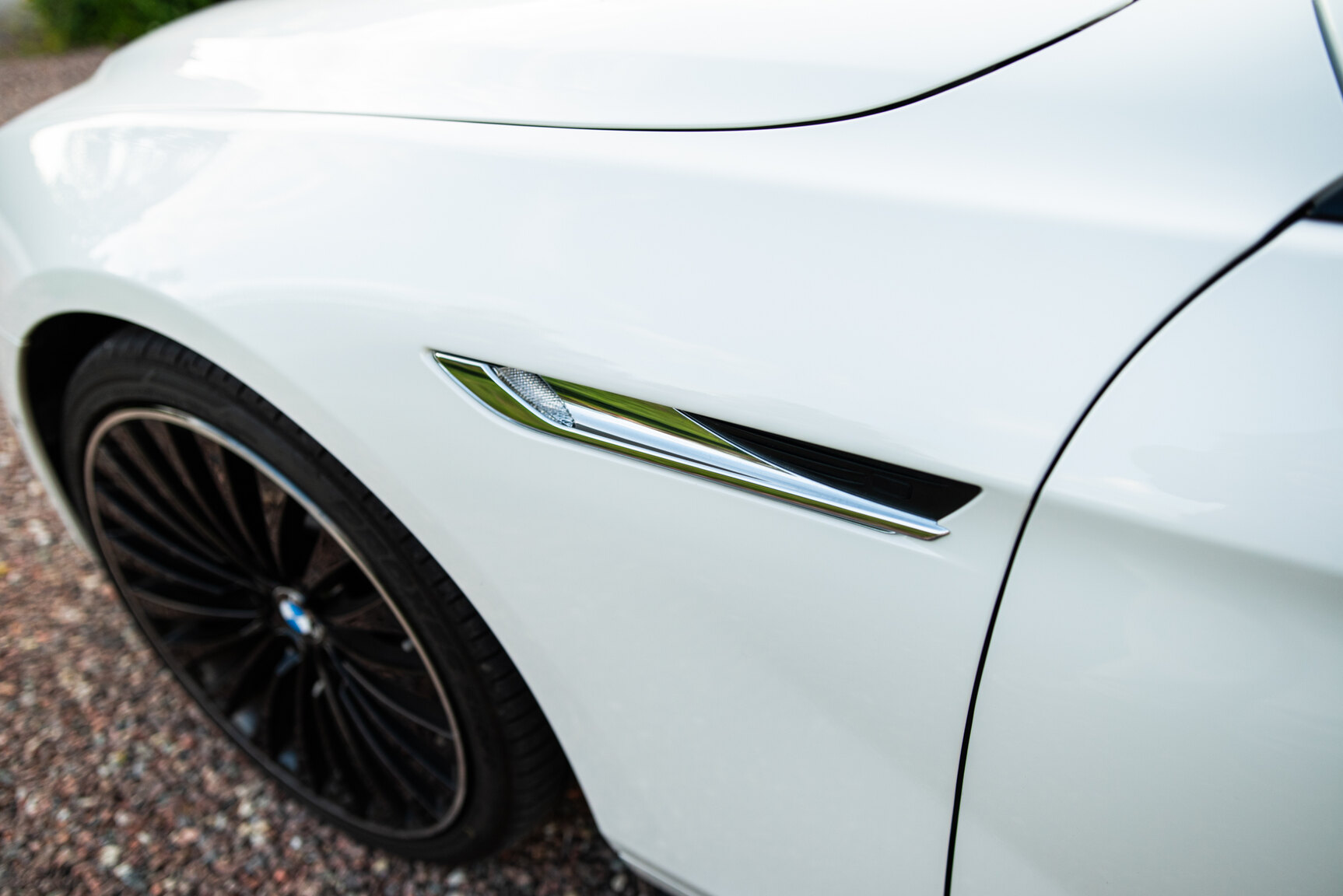 Exteriörbild på 2011 BMW 650i Cabriolet