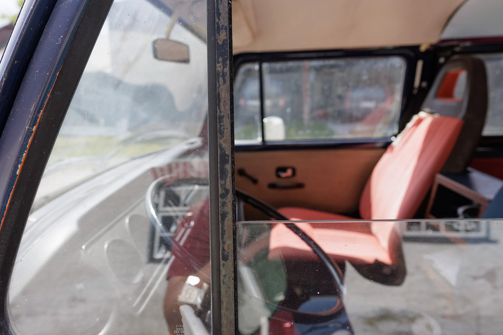 Exteriörbild på 1973 Volkswagen Typ 2 Transporter T2 (26)