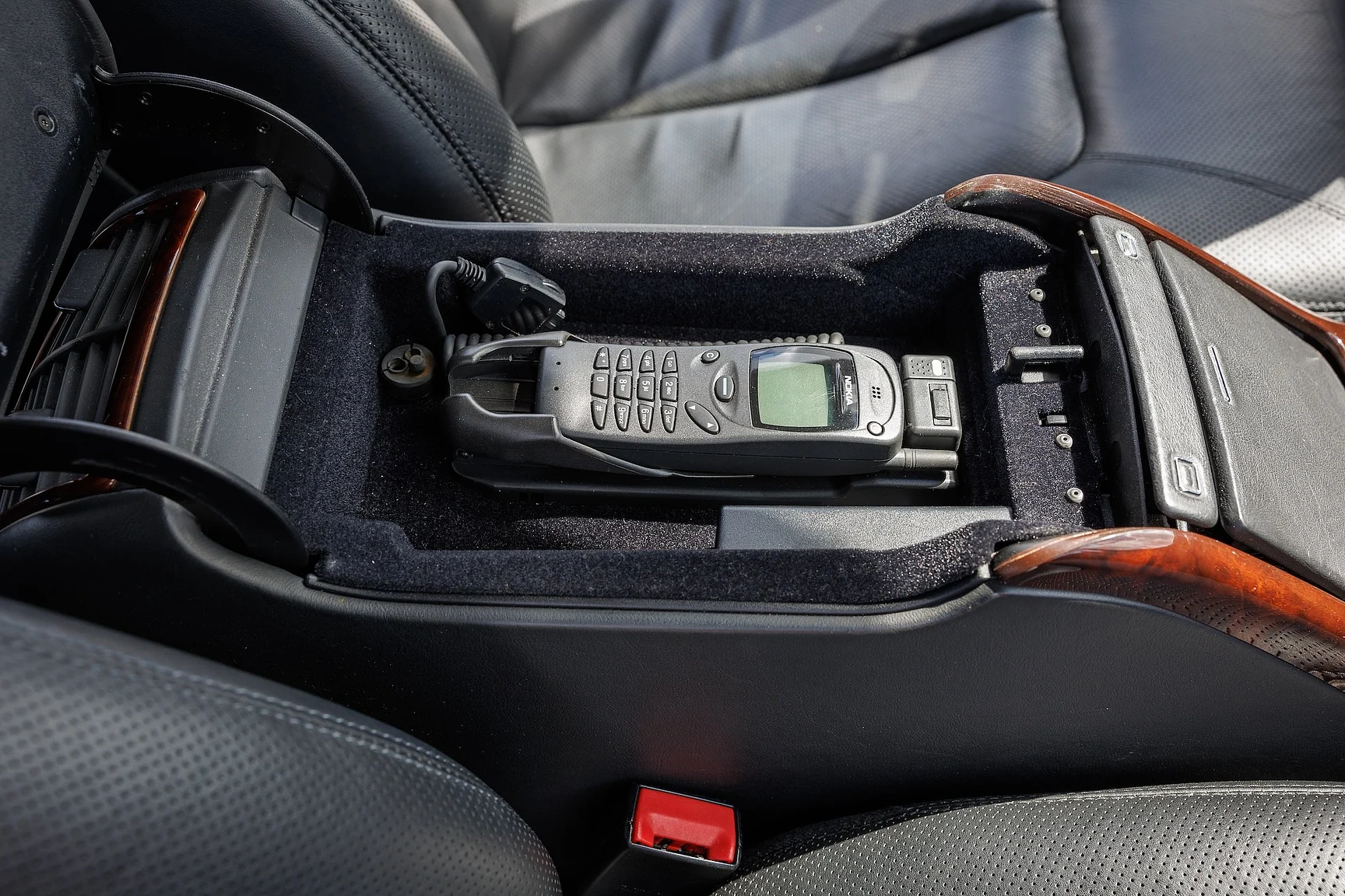 Interiörbild 2000 Mercedes-Benz CL 600 (77)