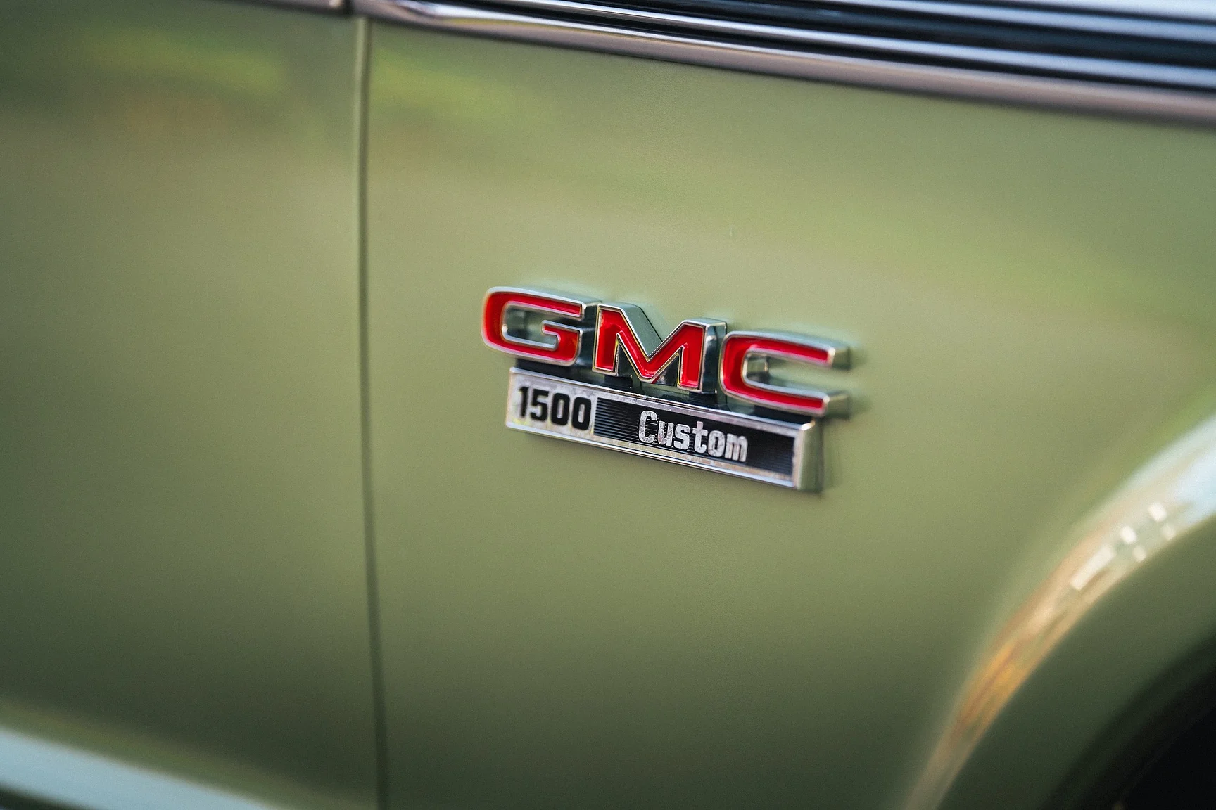Aussenfoto 1970 GMC 1500 Custom Sierra Grande – NO RESERVE (19)