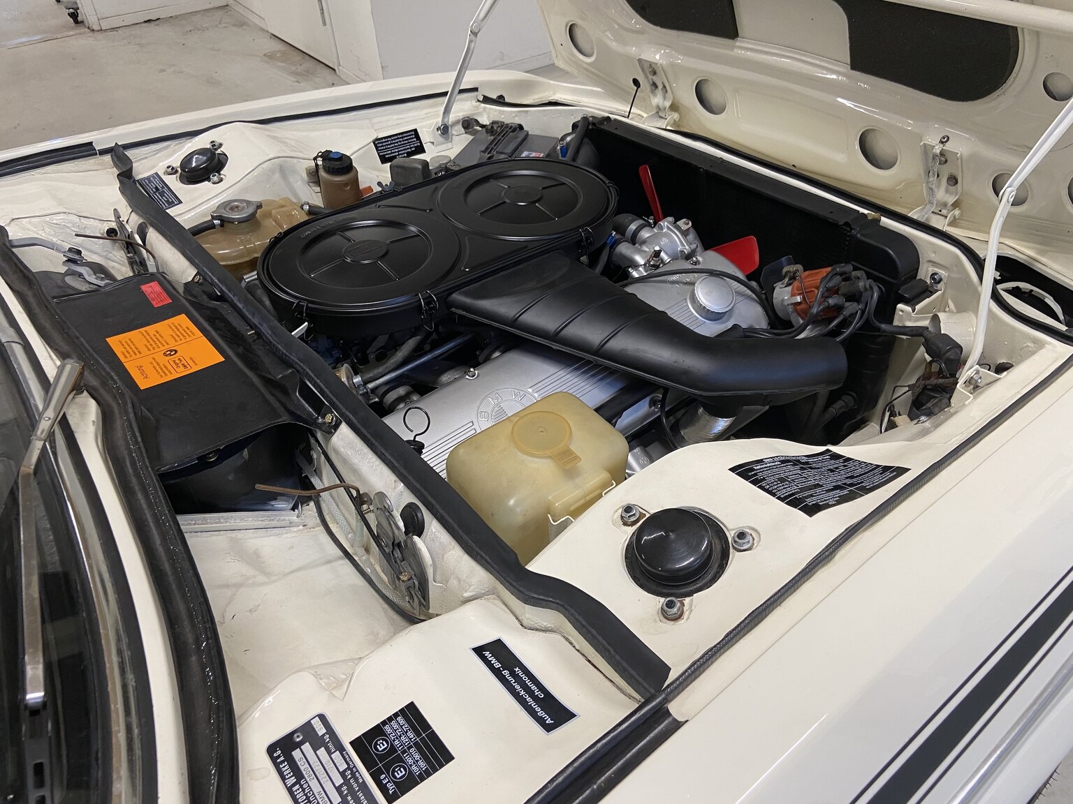 1971 BMW 2800 CS, Mekanik