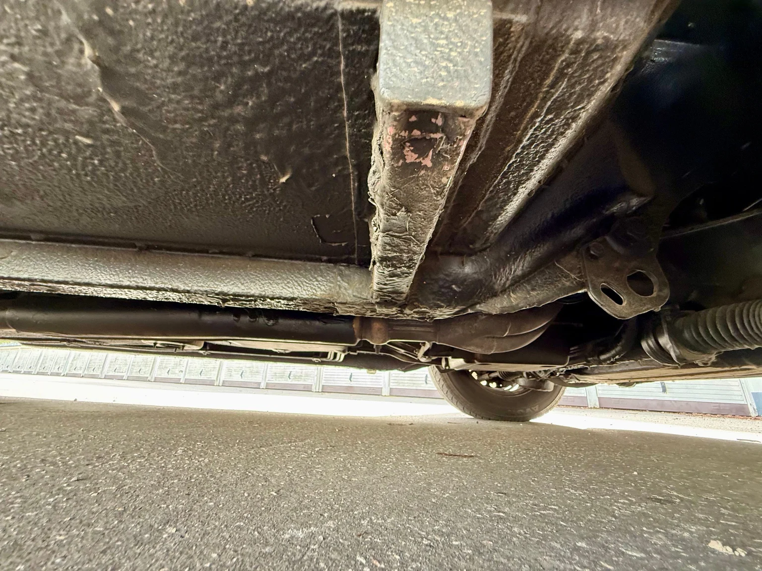 Image of 1988 Daimler Six mechanics (40)