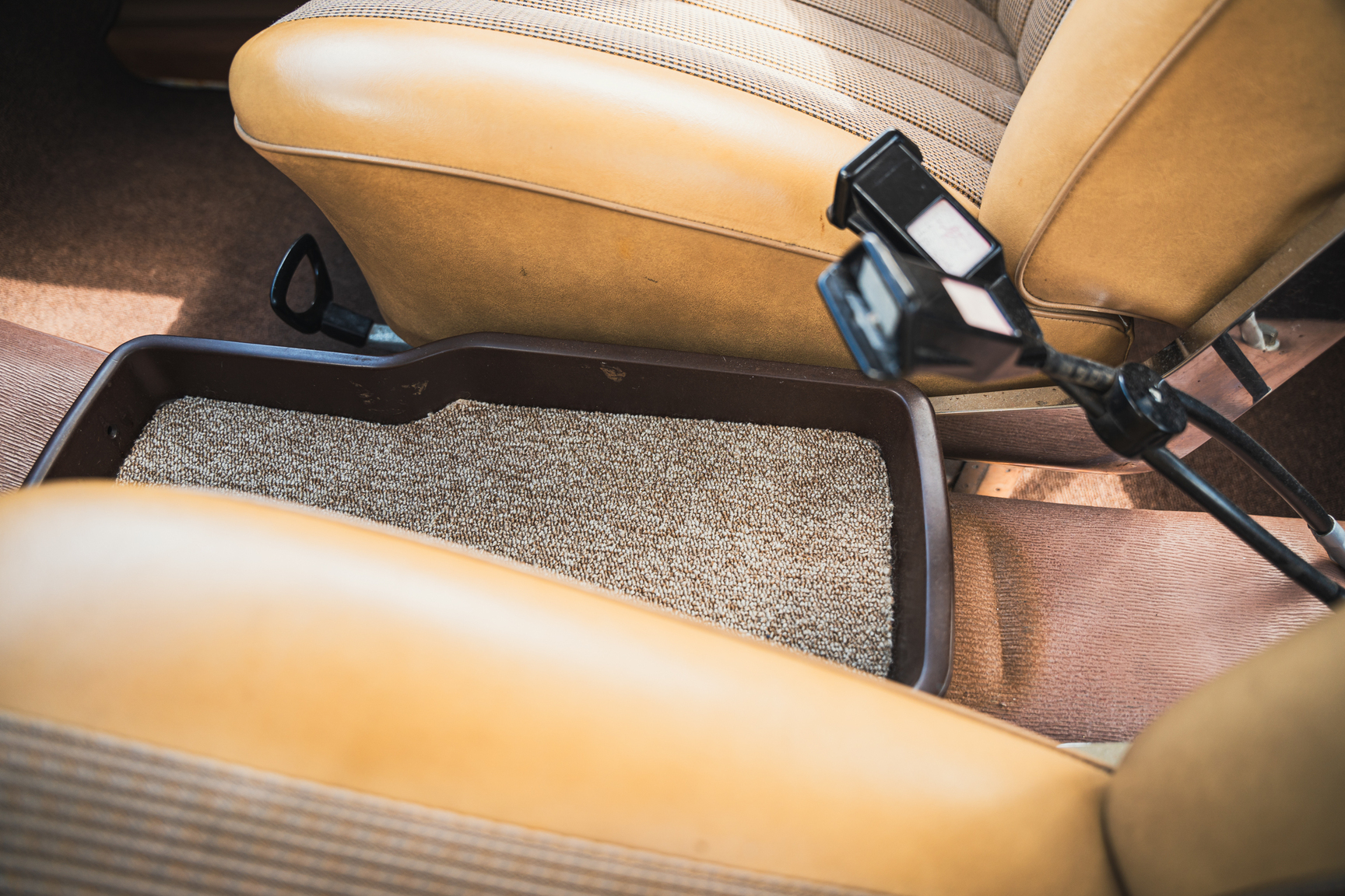 Innenraumfoto von 1966 Mercedes-Benz 200 D "Heckflosse"