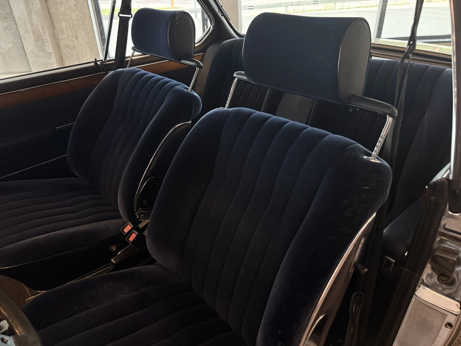 Interiörbild 1972 BMW E9 3.0 CSI (6)