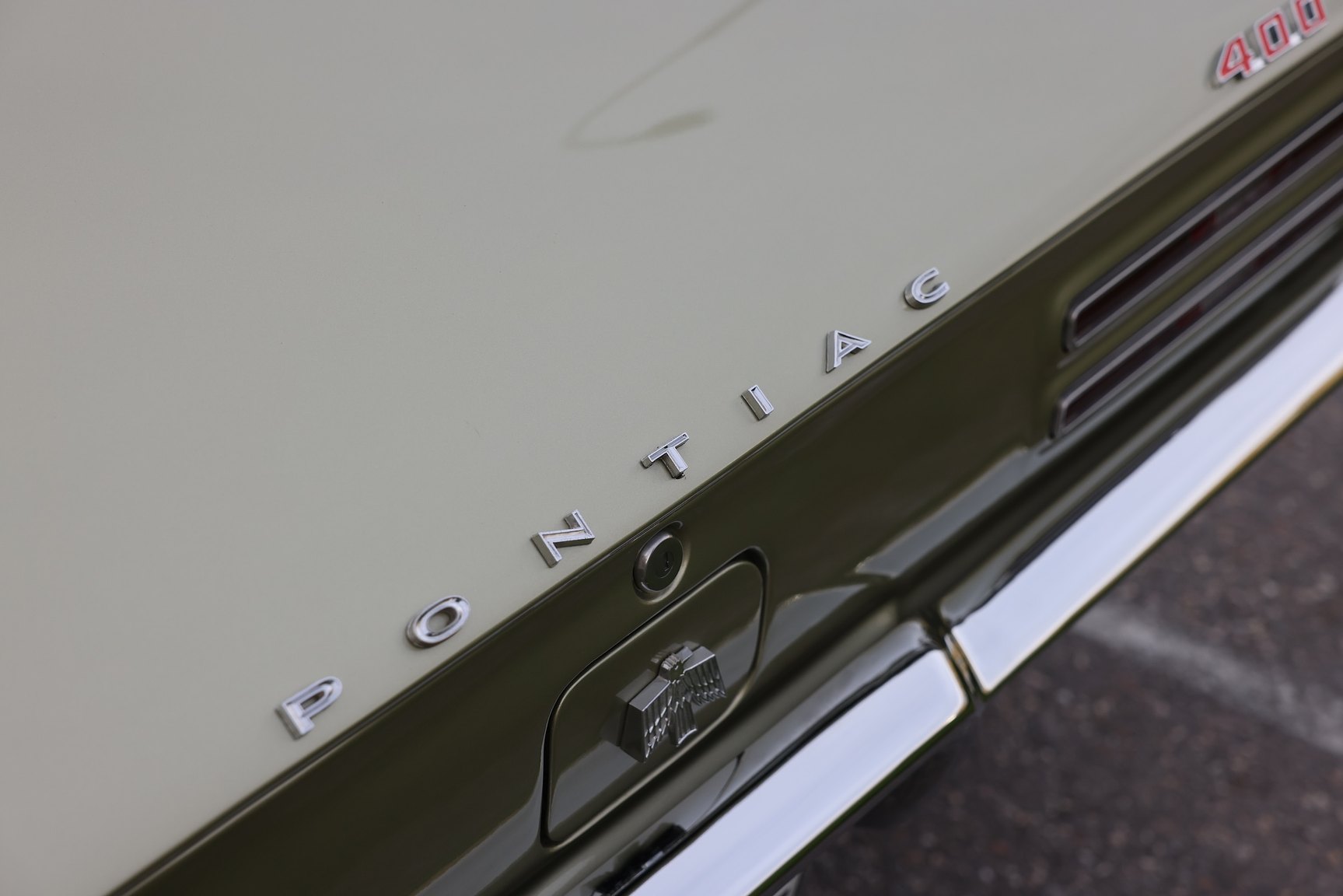 Exterior image of 1968 Pontiac Firebird 400 Ram Air