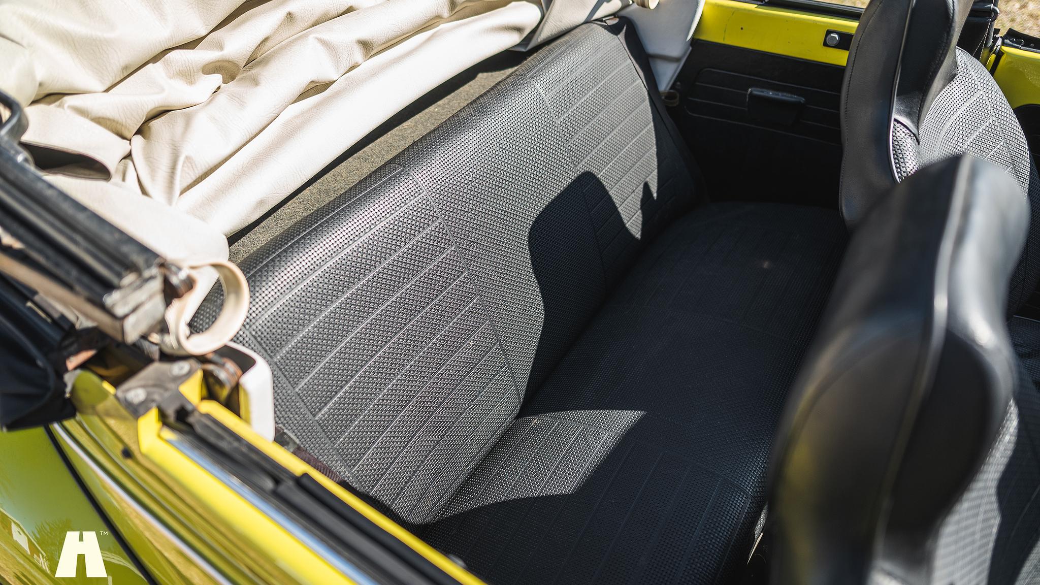 Interiörbild 1974 Volkswagen Bubbla 1303LS Cabriolet Svensksåld 
