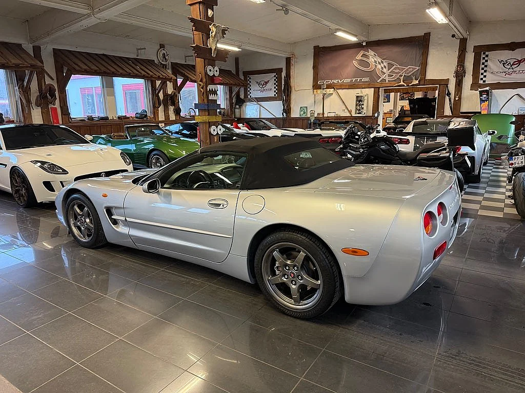 Image of 1998 Chevrolet Corvette (13)