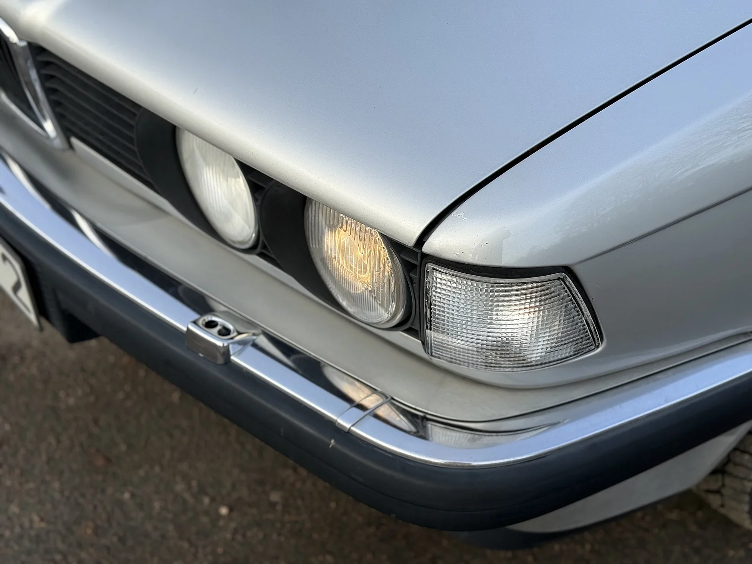 Exteriörbild på 1992 BMW 730iA (35)