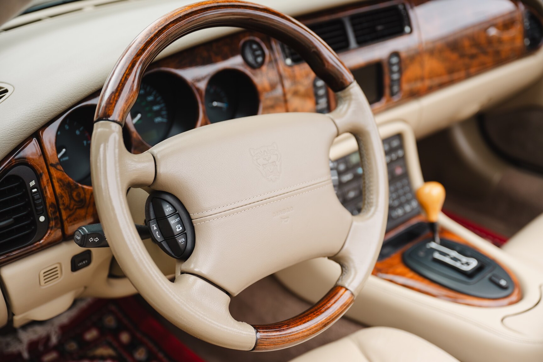 Interiörbild 2003 Jaguar XK8 Cabriolet