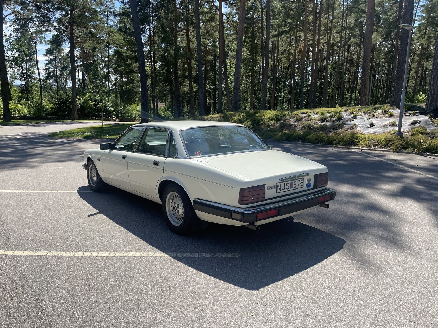 Exteriörbild på 1988 Jaguar XJ6 Sovereign