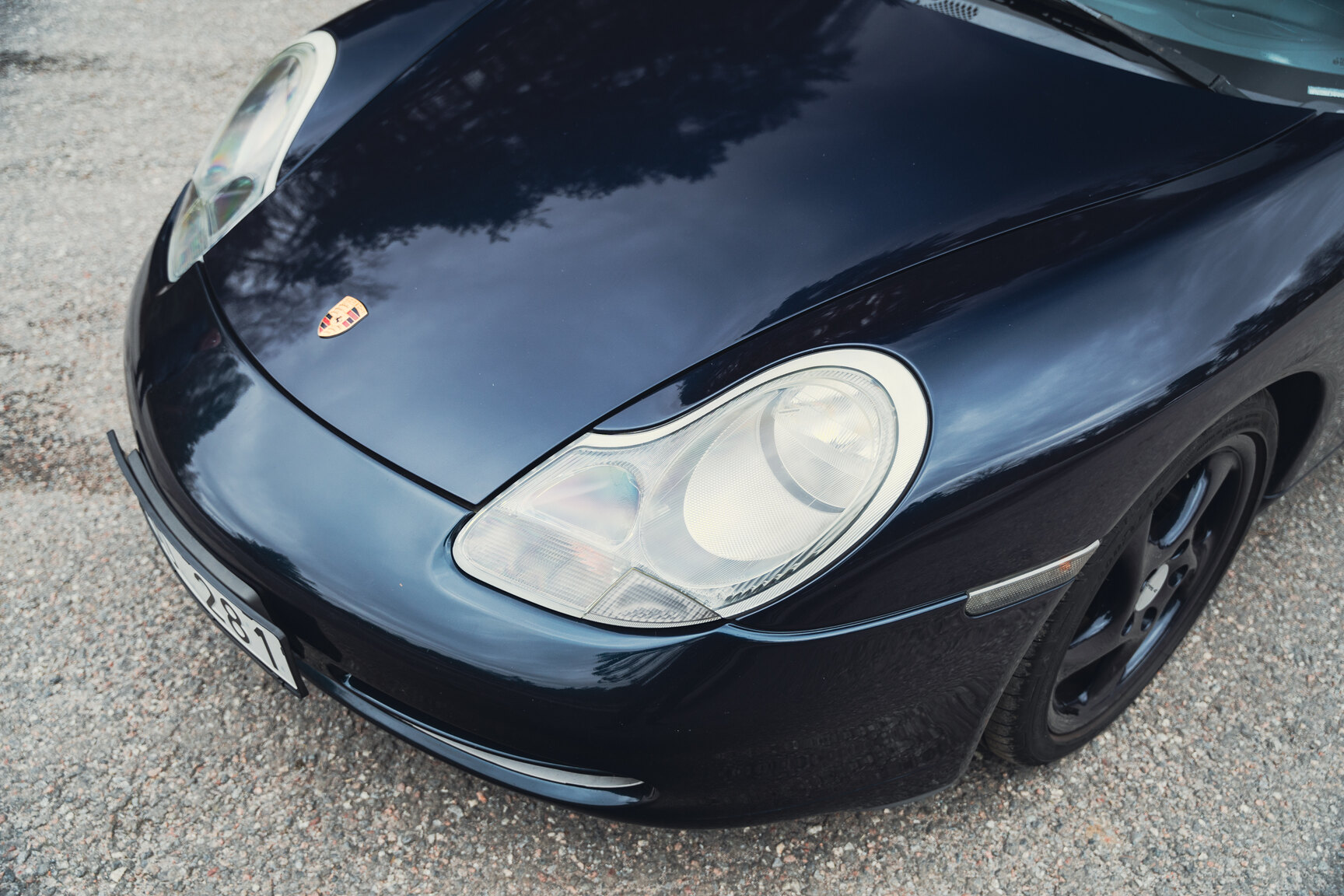 Exterior image of 1999 Porsche 911 Carrera 4