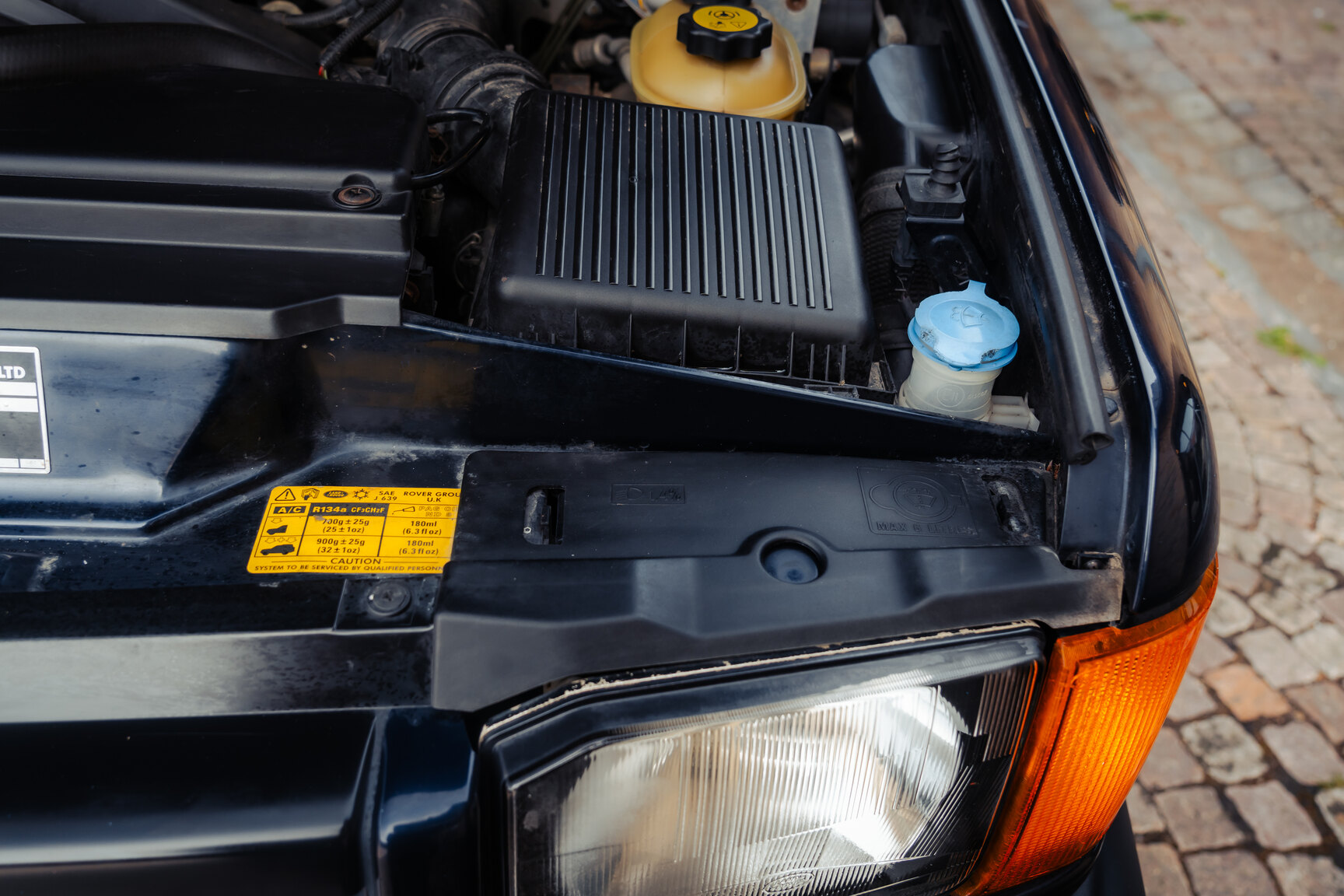 Image of 1999 Landrover Discovery II V8 mechanics