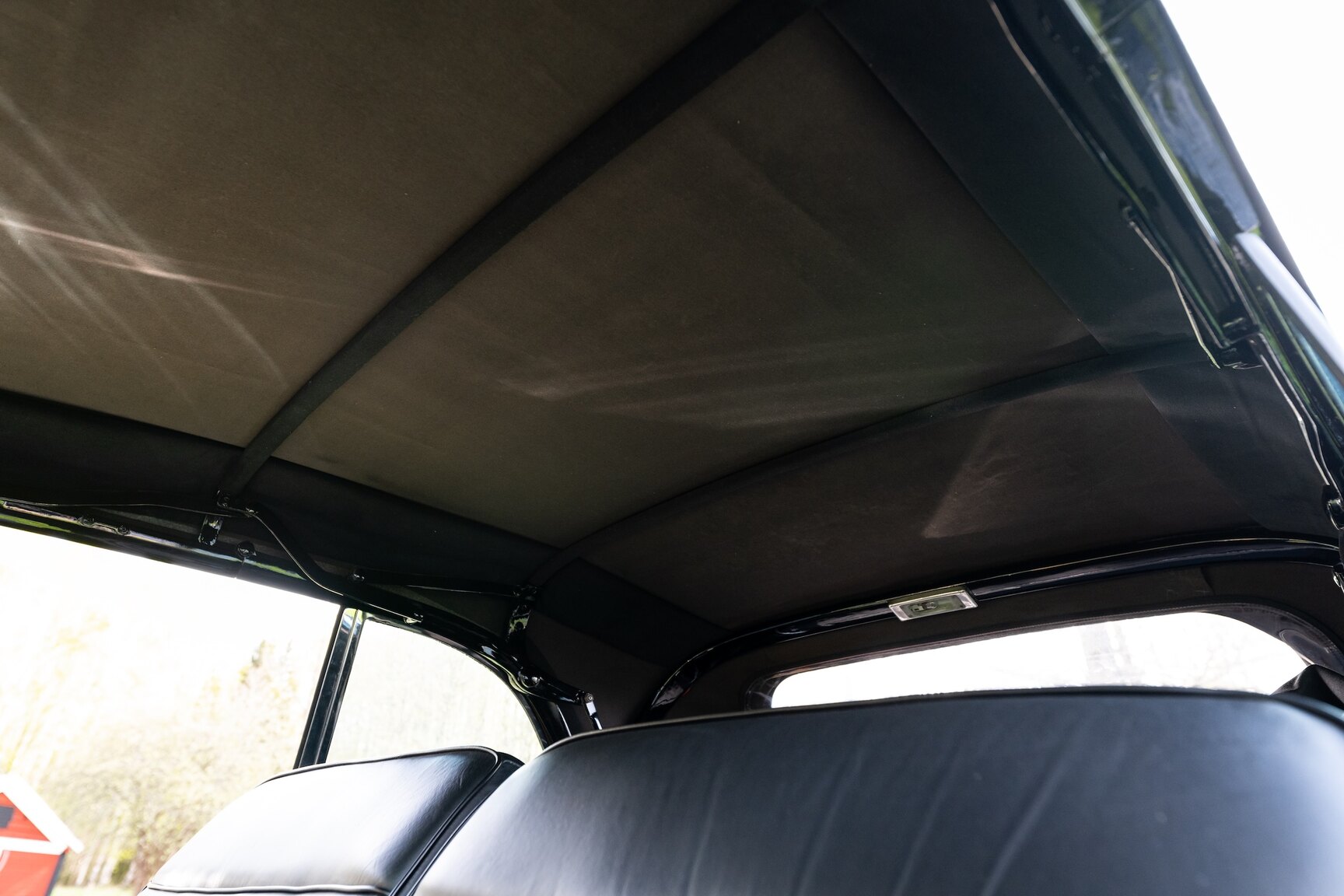 Innenraumfoto von 1955 Packard Caribbean Cabriolet  (41)