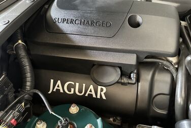 Image of 2003 Jaguar S-Type R mechanics