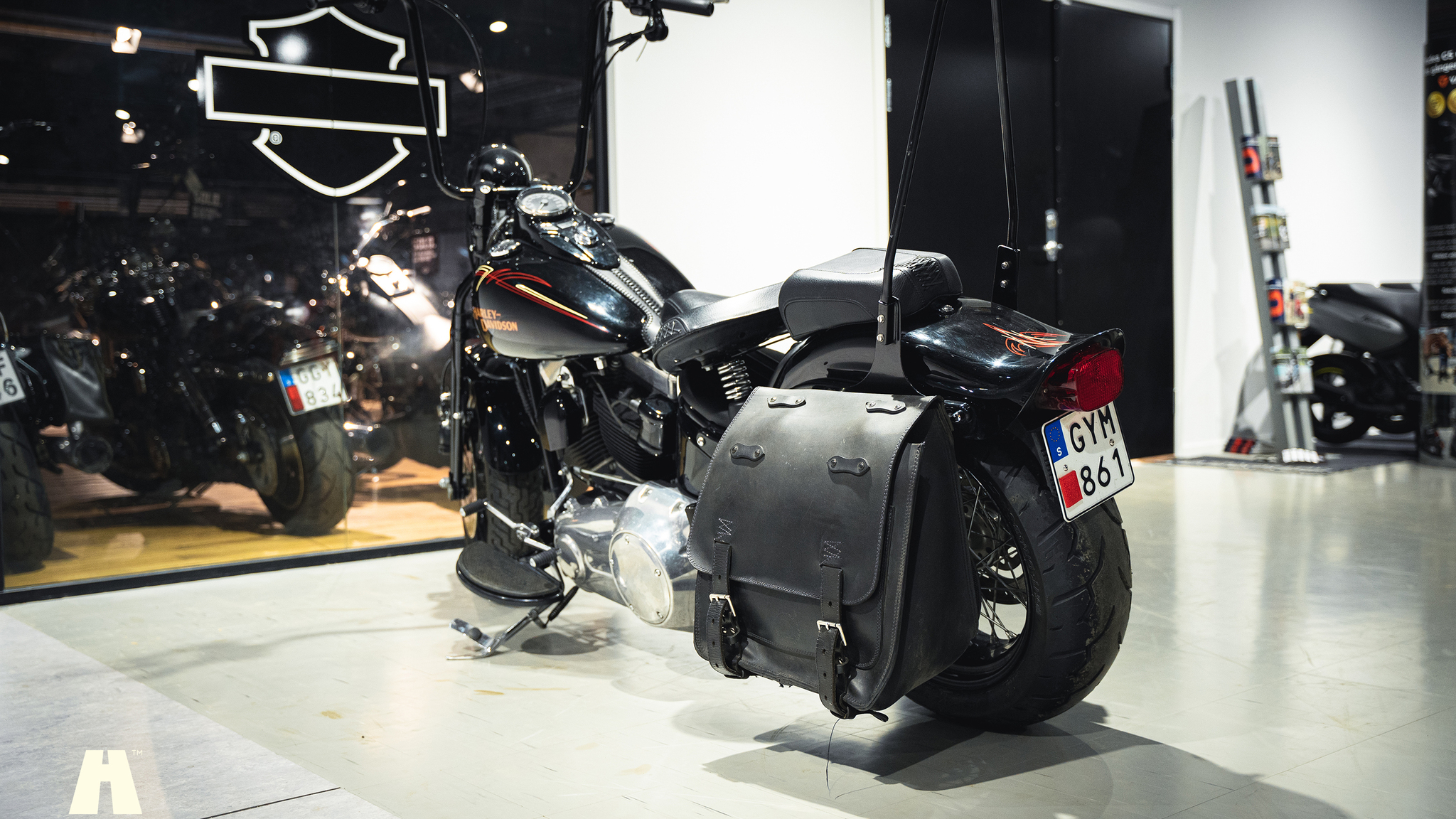 Exteriörbild på 2008 Harley-Davidson Cross Bones Twin Cam (13)