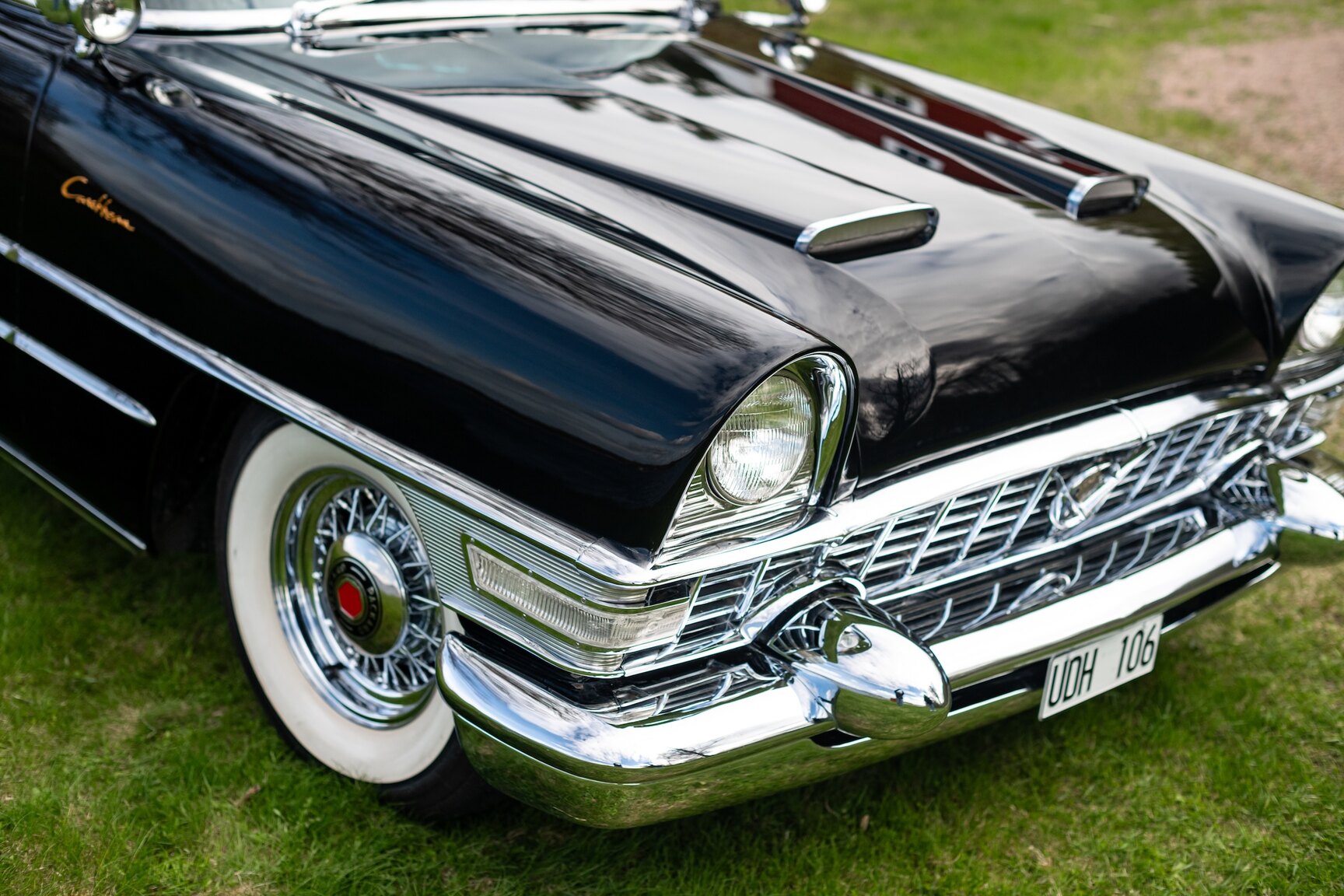 Exterior image of 1955 Packard Caribbean Cabriolet  (21)