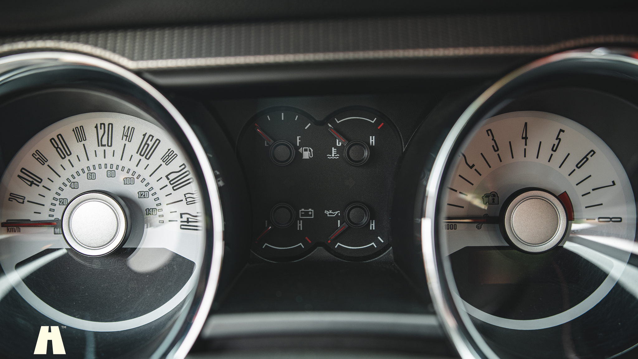 Interior image of 2010 Ford Mustang GT 