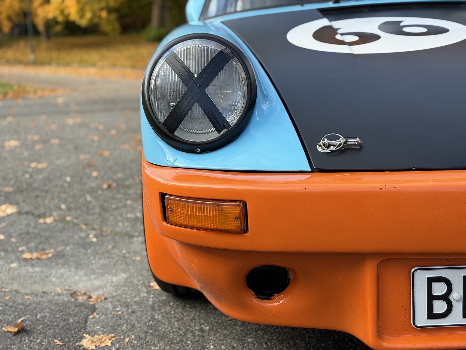 Exterior image of 1982 PORSCHE  911 SC