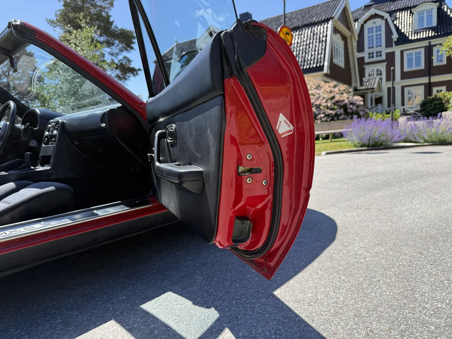 Interior image of 1991 Mazda MX-5 Miata (40)