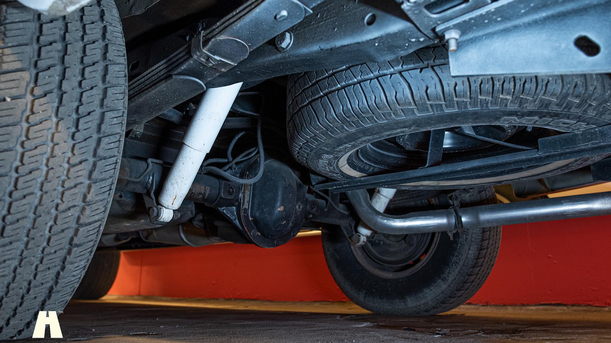 Image of 1991 Jeep Grand Wagoneer 1991 mechanics (10)