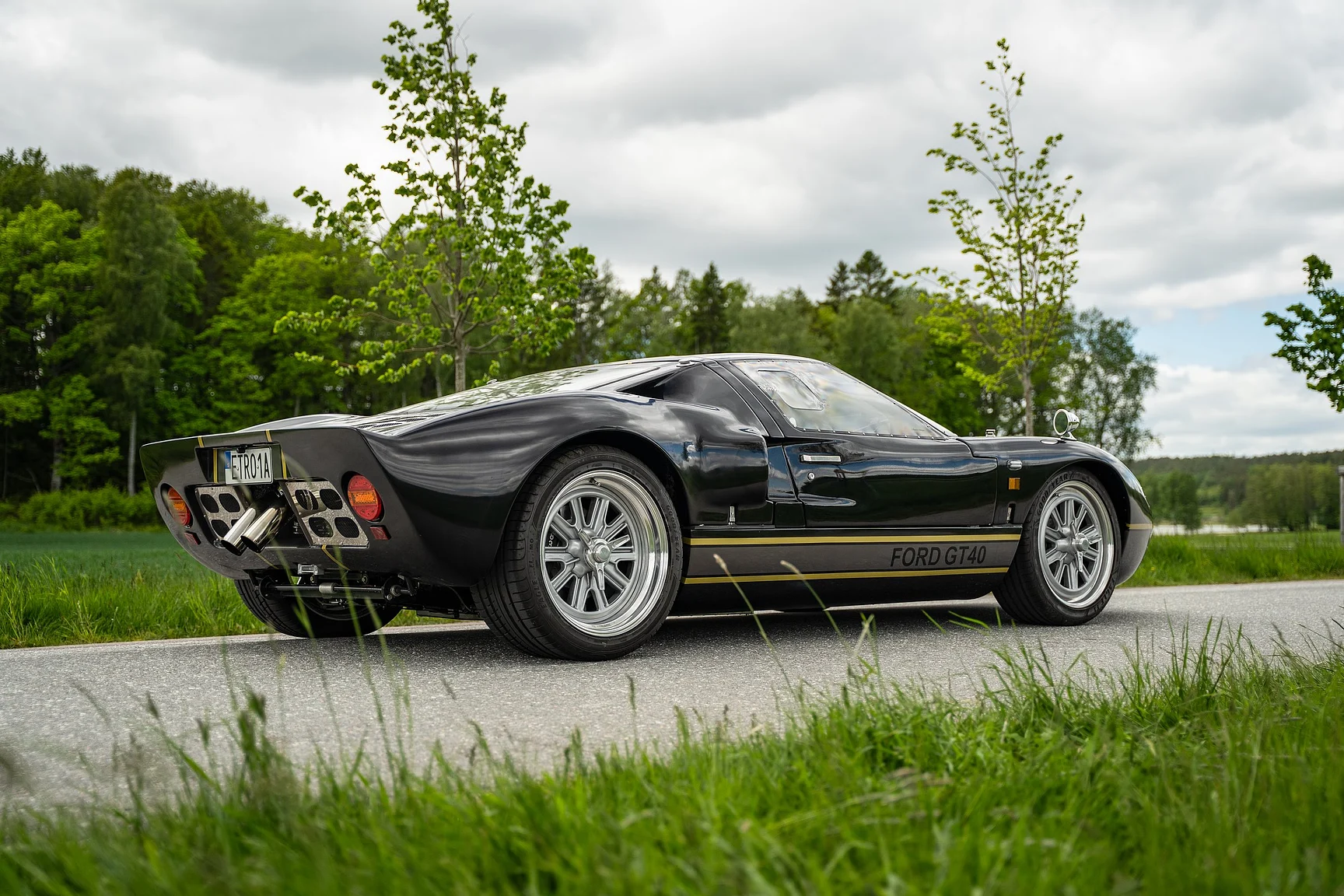 Exteriörbild på 2024 Ford GT40 Tribute (15)