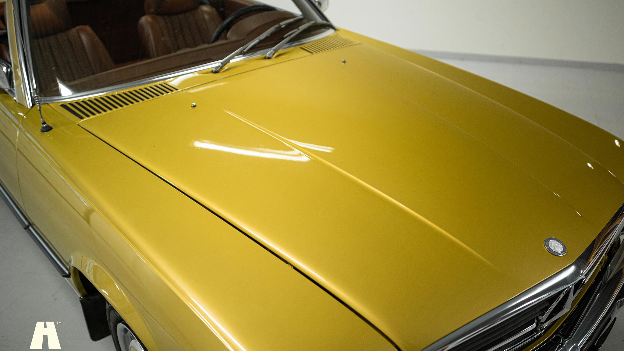 Aussenfoto 1975 Mercedes SL 350