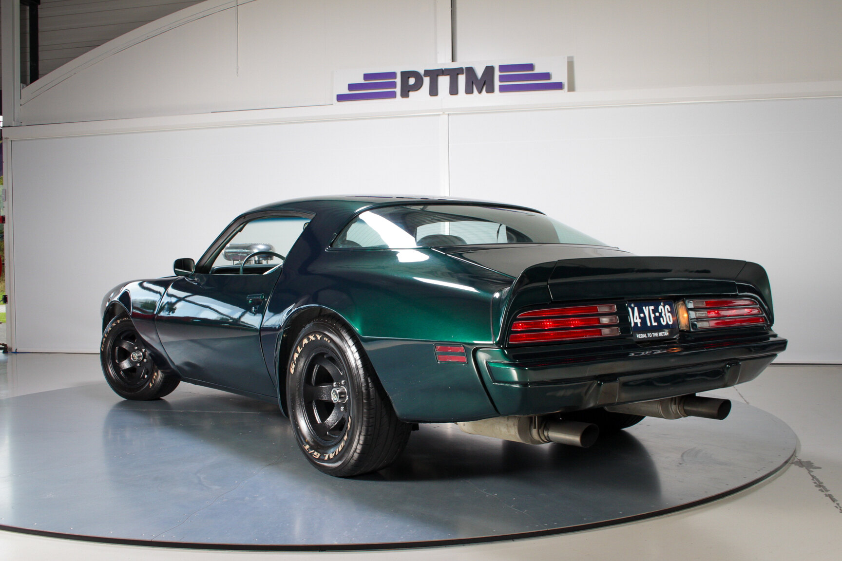 Exterior image of 1975 Pontiac Firebird Formula