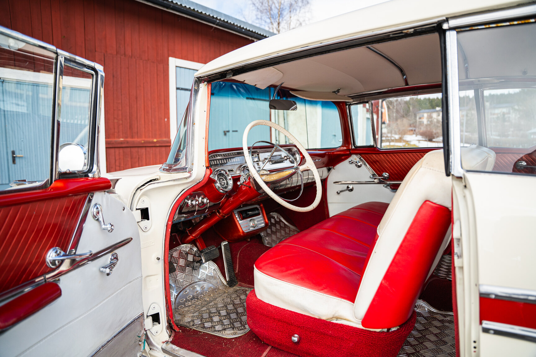 Interior image of 1957 Pontiac Star Chief