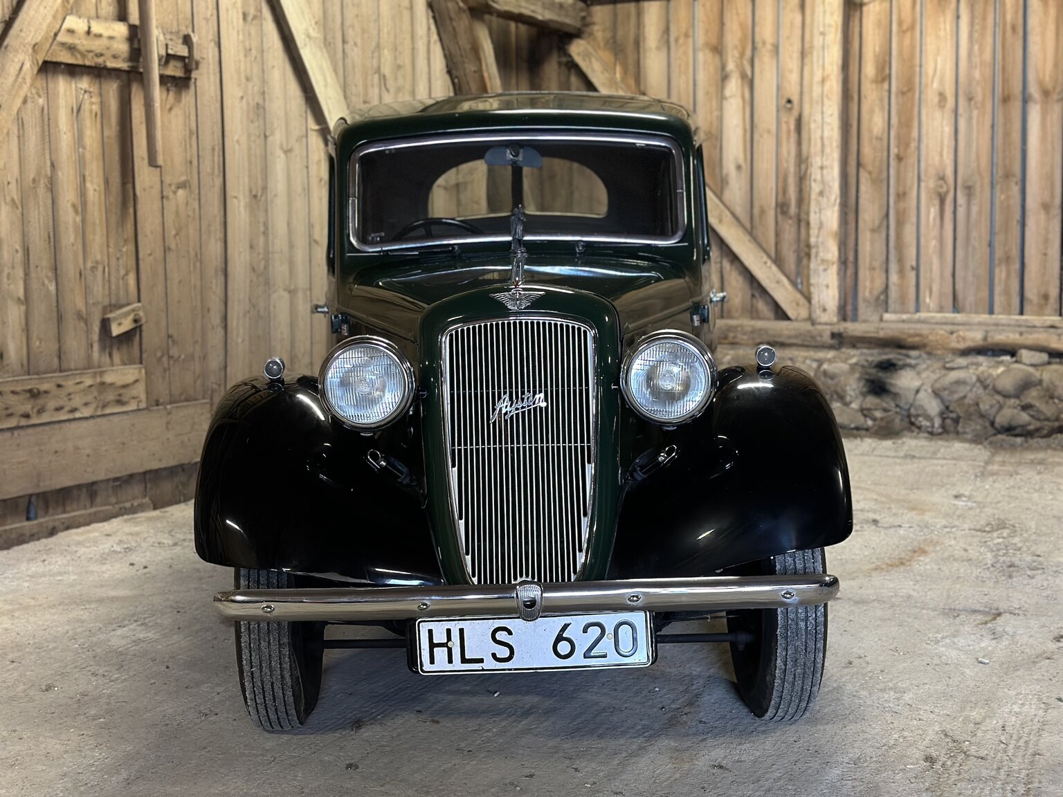 Exterior image of 1938 Austin 10 1.1 Cambridge
