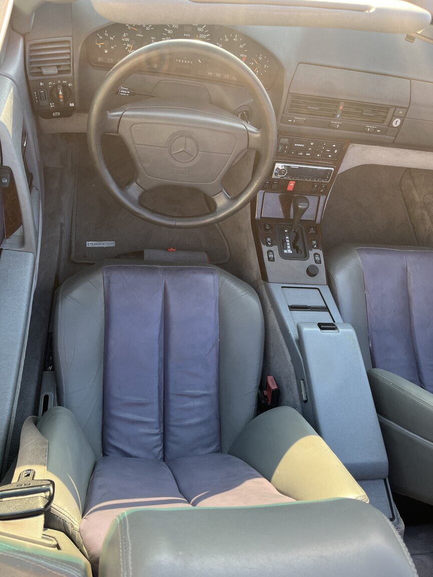 Interiörbild 1992 Mercedes-Benz SL 500