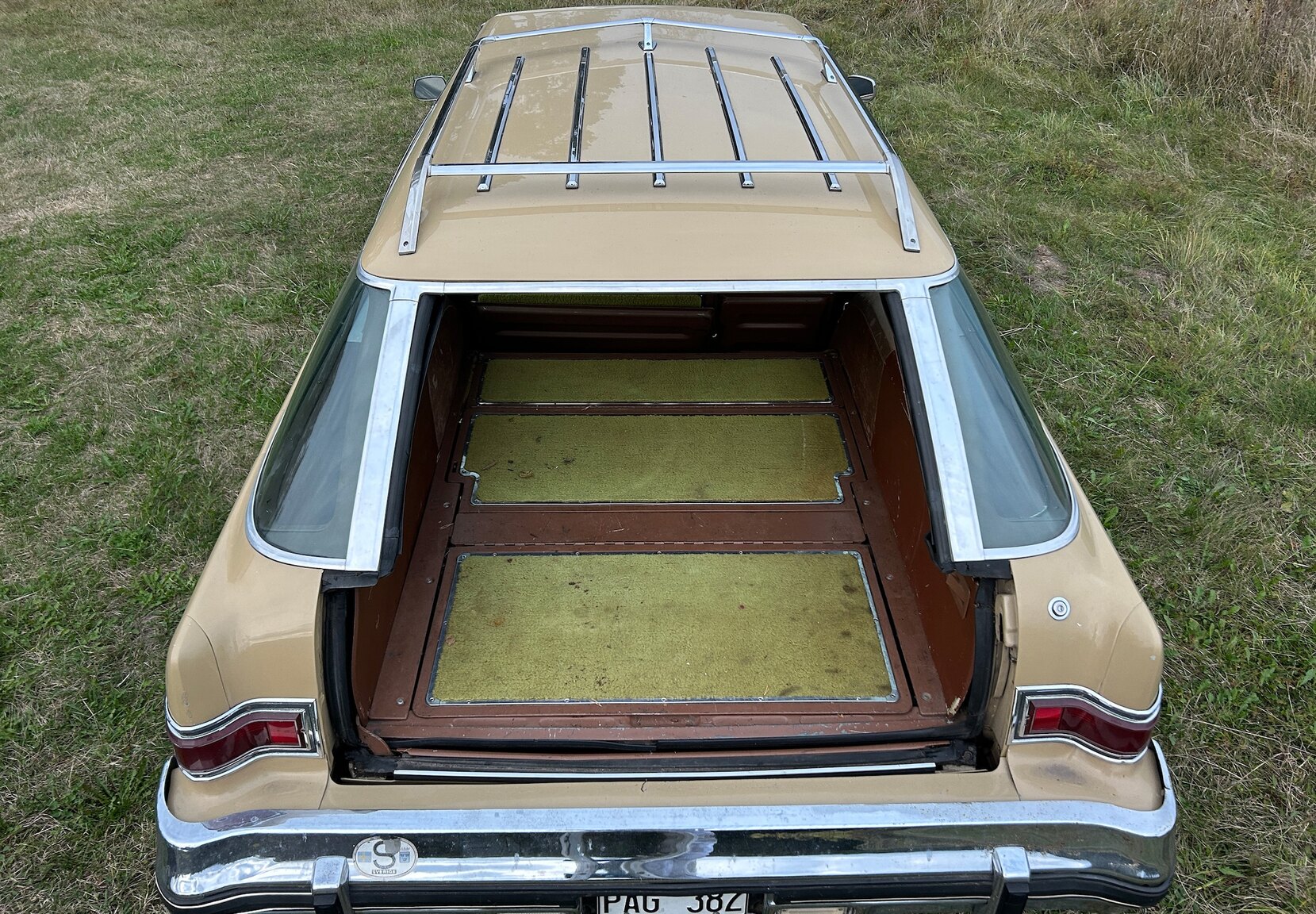 Innenraumfoto von 1973 Buick Estate Wagon