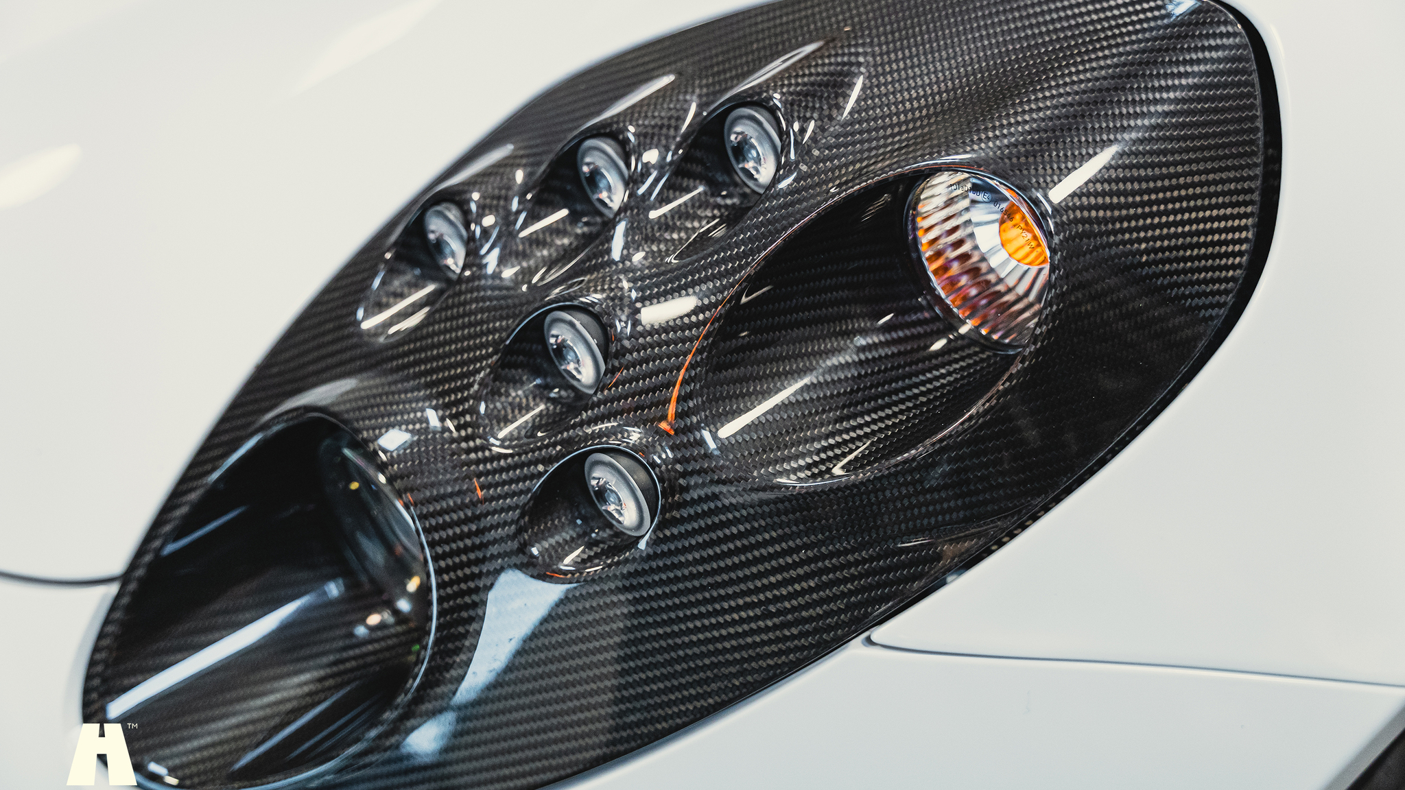 Exteriörbild på 2016 Alfa Romeo 4C (7)