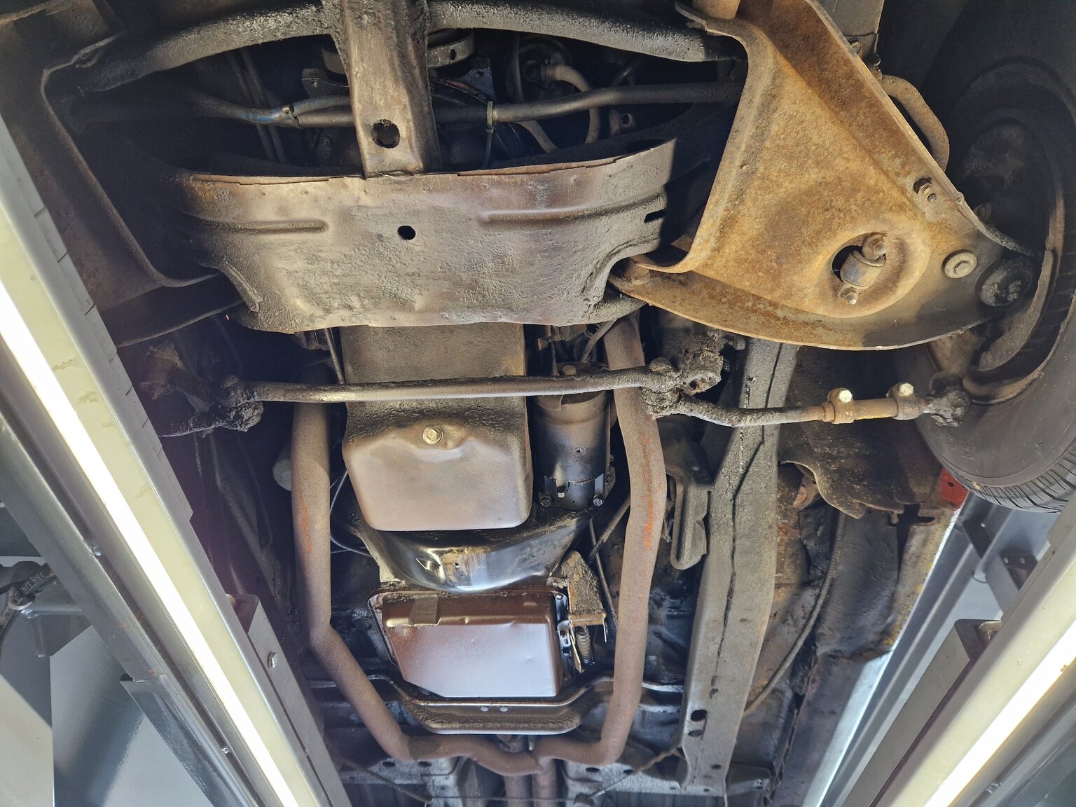 Image of 1969 Pontiac Firebird mechanics