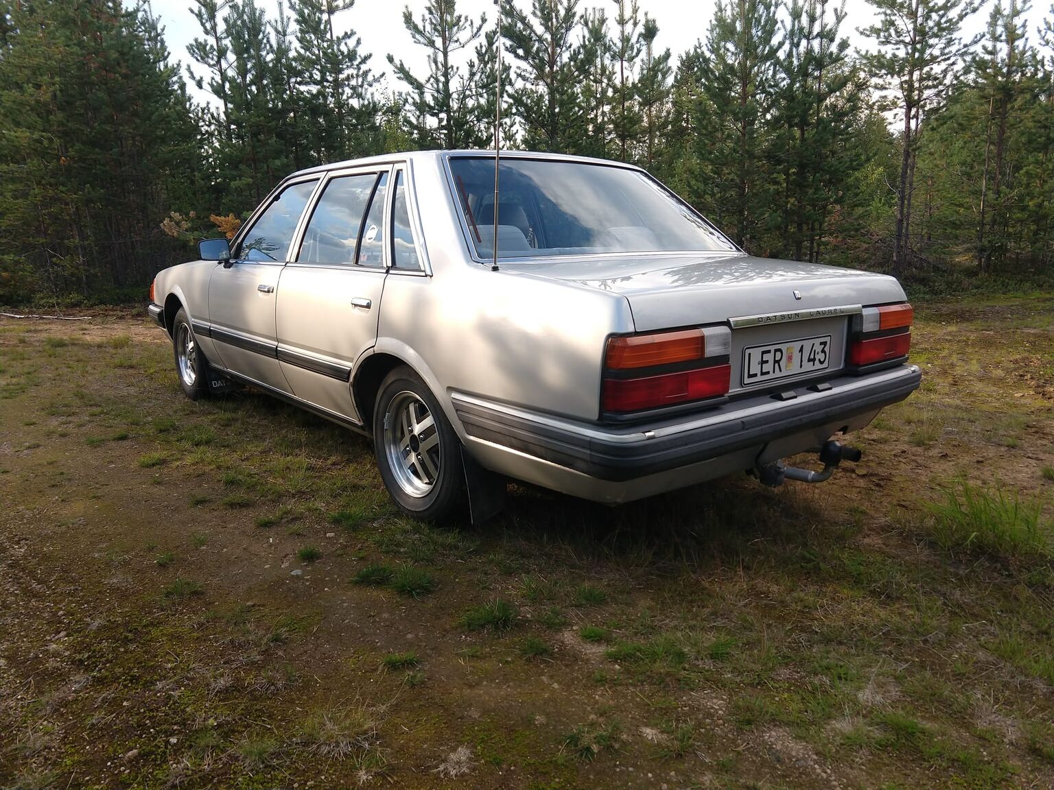 Exteriörbild på 1983 Datsun Laurel