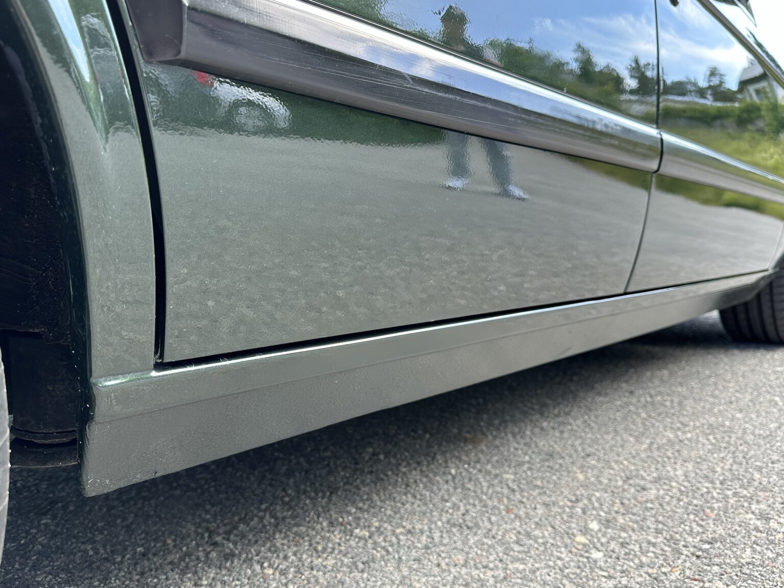 Exterior image of 1985 BMW 525E