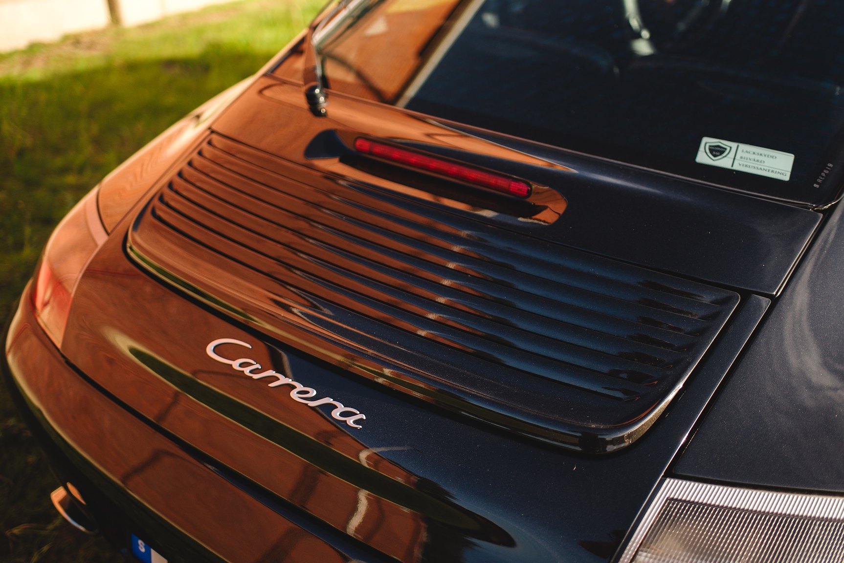 Exterior image of 1998 Porsche 996 Carrera 