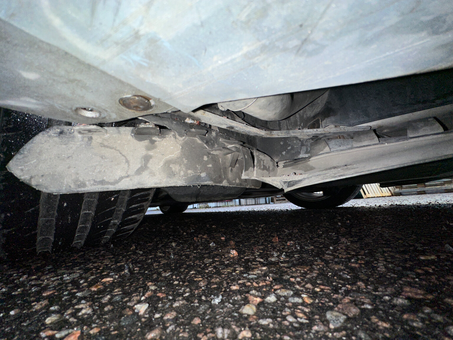 Image of 2002 Porsche 996 4S - Ett sista race mechanics