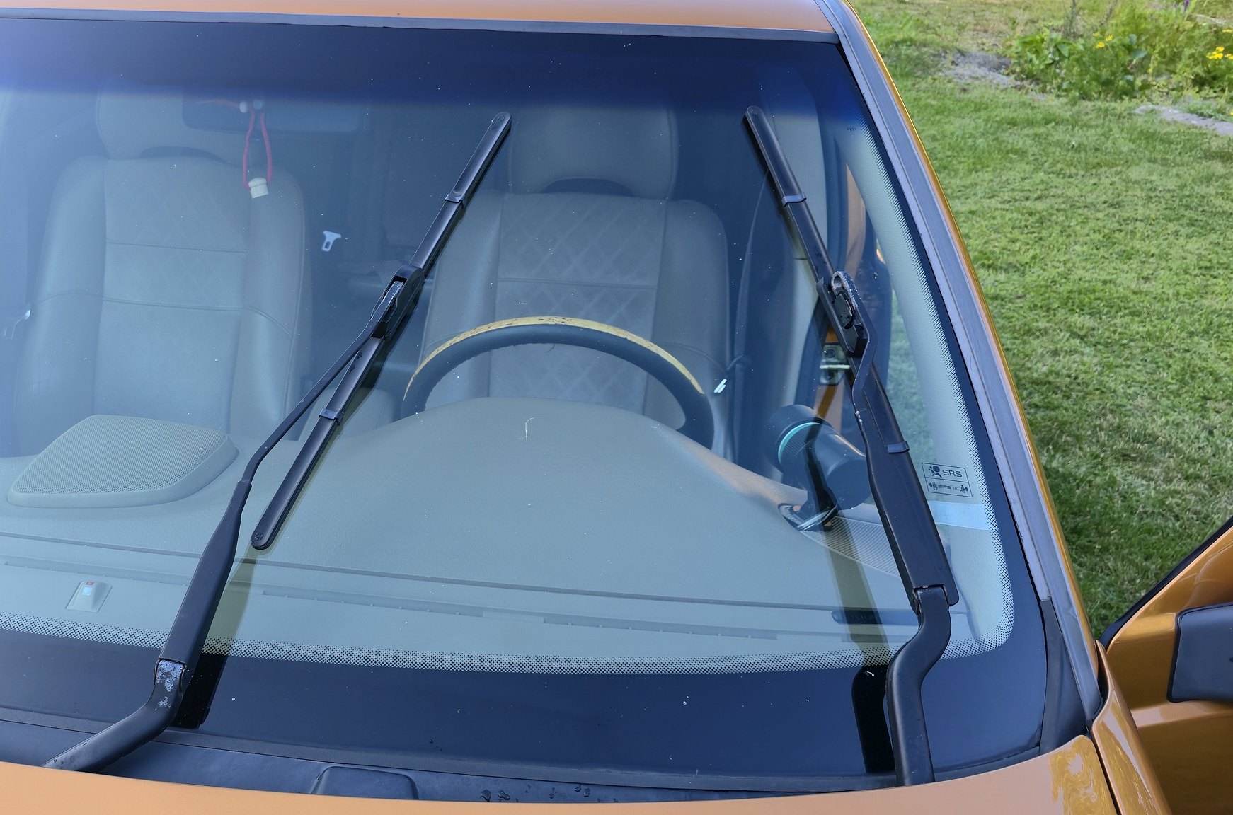 Exterior image of 1998 Volvo V70 R 2.3 T Automatisk