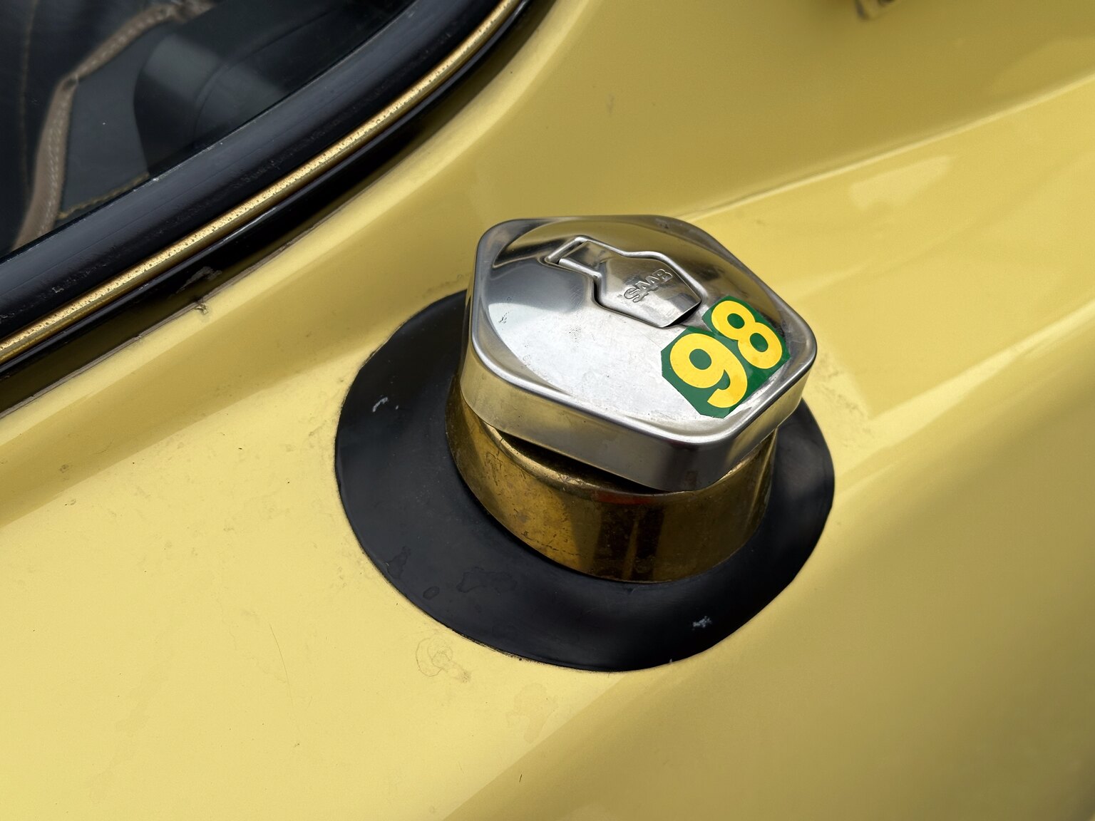 Exteriörbild på 1969 Saab Sonett II